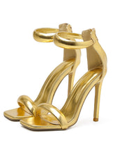 Schlichte Stiletto-Sandalen mit T-Riemen